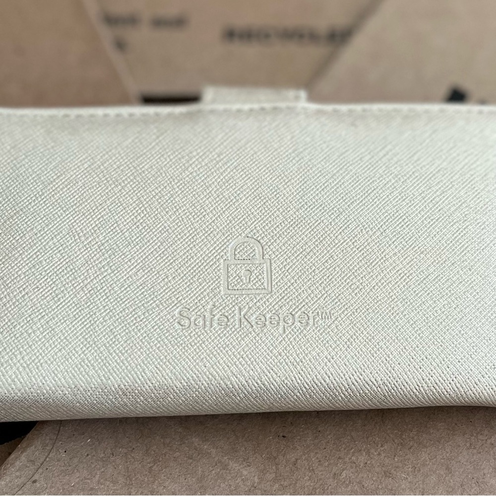 Wallet - Picture 3 of 9